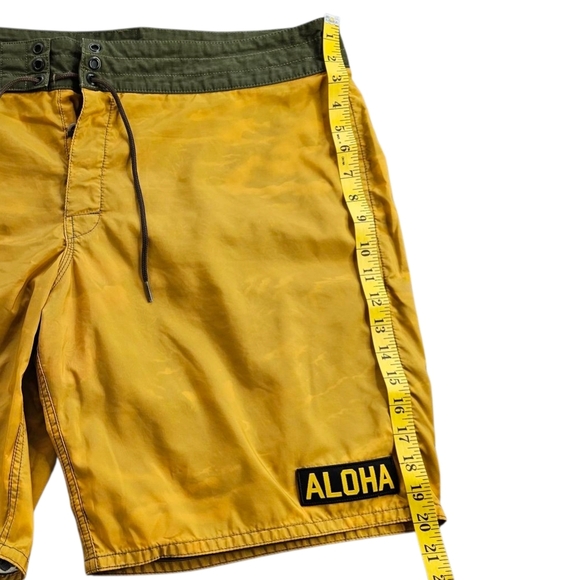 Birdwell Beach Britches 311 Aloha Board Shorts - Gold - Sz 40 - Picture 5 of 10